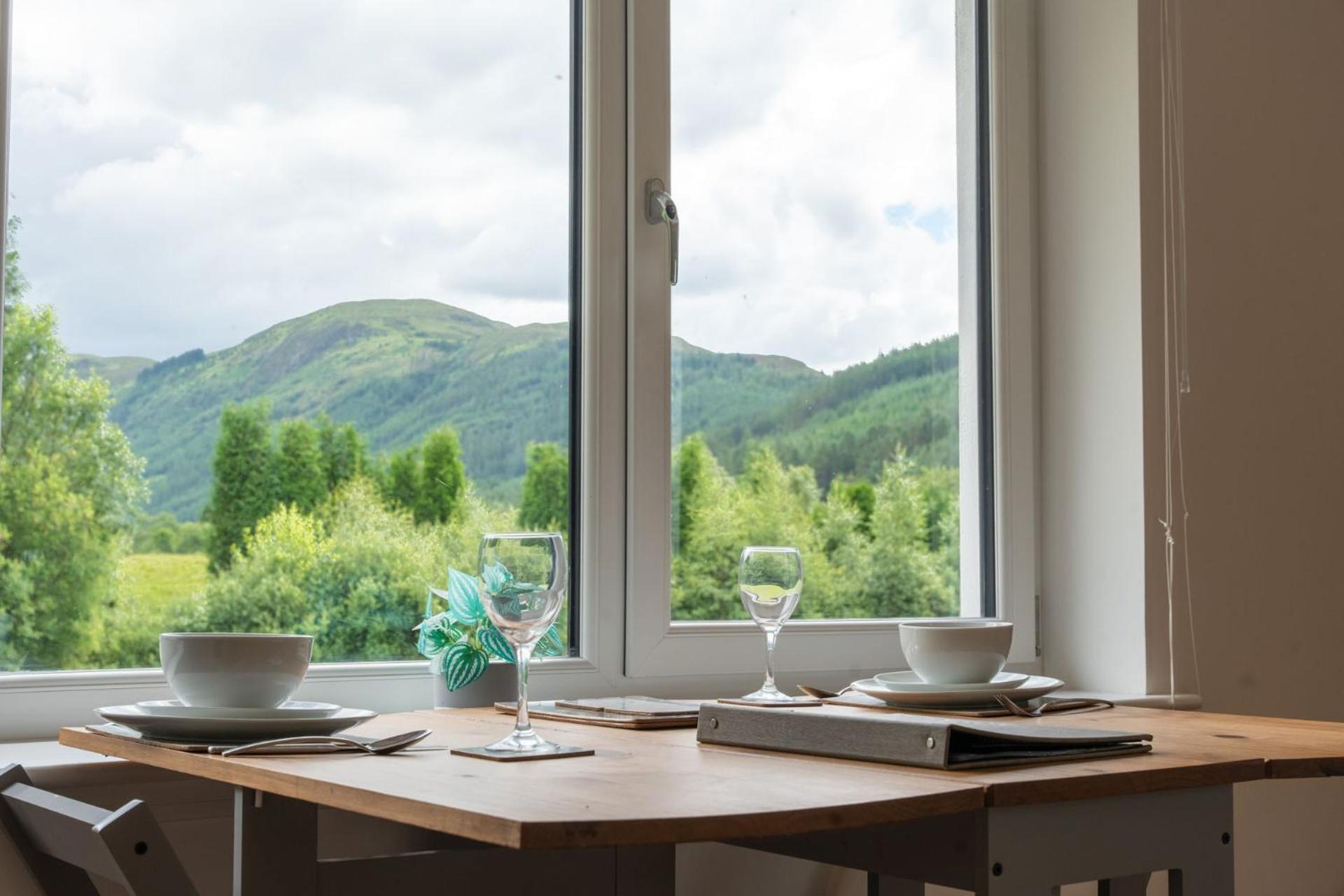 Achintee Cottages No 1 フォート・ウィリアム エクステリア 写真